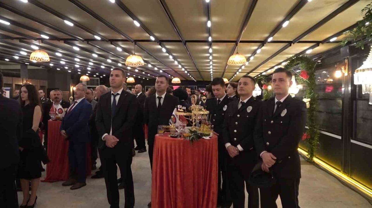 KİLİS'TE CUMHURİYET'İN 103'ÜNCÜ YIL DÖNÜMÜ DOLAYISIYLA POLİS EVİ'NDE DÜZENLENEN RESEPSİYONA KENT...