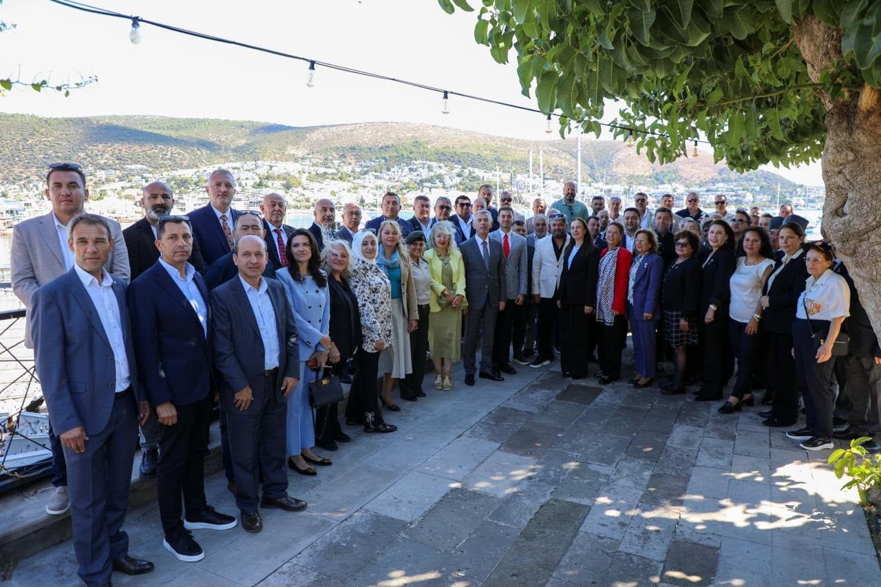 BODRUM’DA 56 MAHALLE MUHTARI İÇİN ANLAMLI KUTLAMA