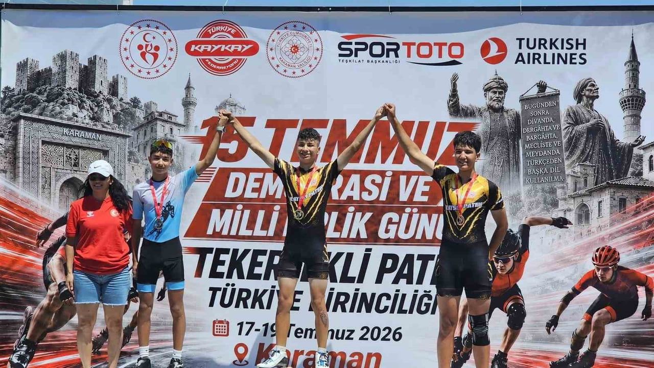 KARAMAN'DA DÜZENLENEN TEKERLEKLİ PATEN 2. ETAP MÜSABAKALARINDA KAYSERİ'Yİ TEMSİL EDEN SPORCULAR...