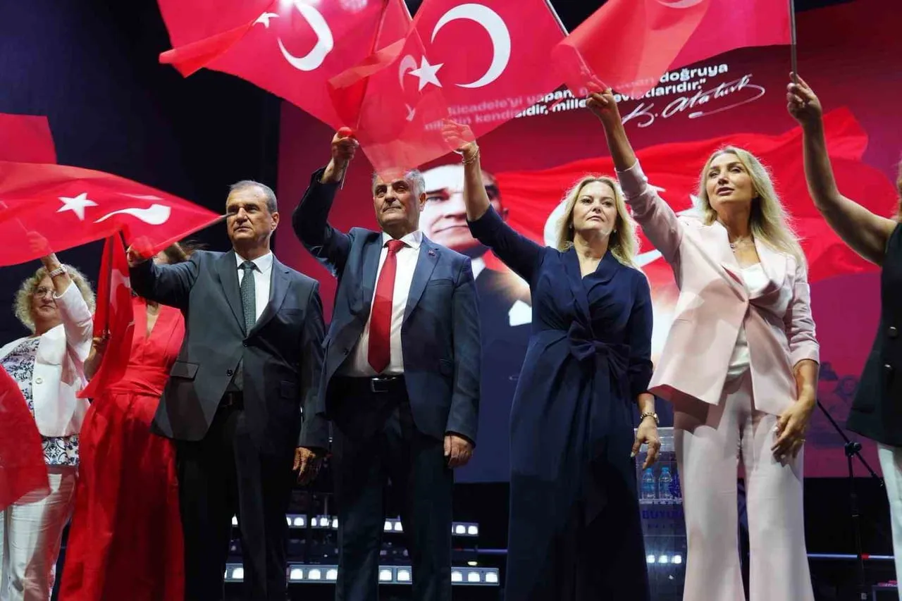 BÜYÜKÇEKMECE’DE 30 AĞUSTOS ZAFER BAYRAMI’NIN 104’ÜNCÜ YIL DÖNÜMÜ, BÜYÜK BİR COŞKUYLA...