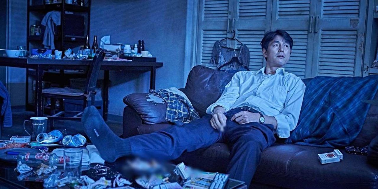 Beasts Clawing at Straws Filmi Konusu ve Oyuncuları