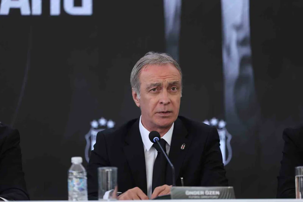 BEŞİKTAŞ FUTBOL DİREKTÖRÜ ÖNDER ÖZEN, GEÇTİĞİMİZ HAFTALARDA GÖREVE GELMESİ SÜRECİNE İLİŞKİN...