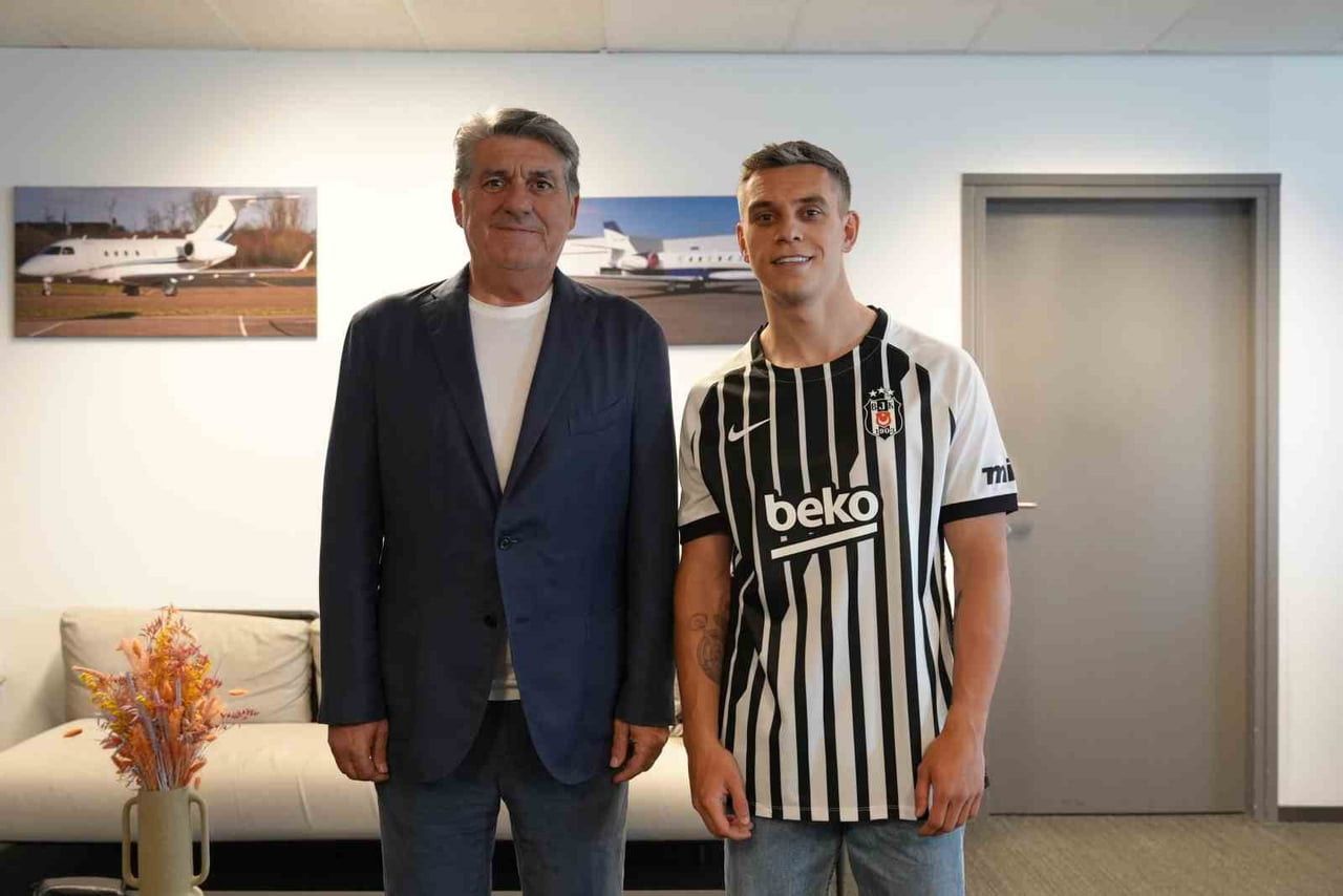 BEŞİKTAŞ: "PROFESYONEL FUTBOLCU LEANDRO TROSSARD'IN KALICI TRANSFERİ KONUSUNDA OYUNCU VE KULÜBÜ...
