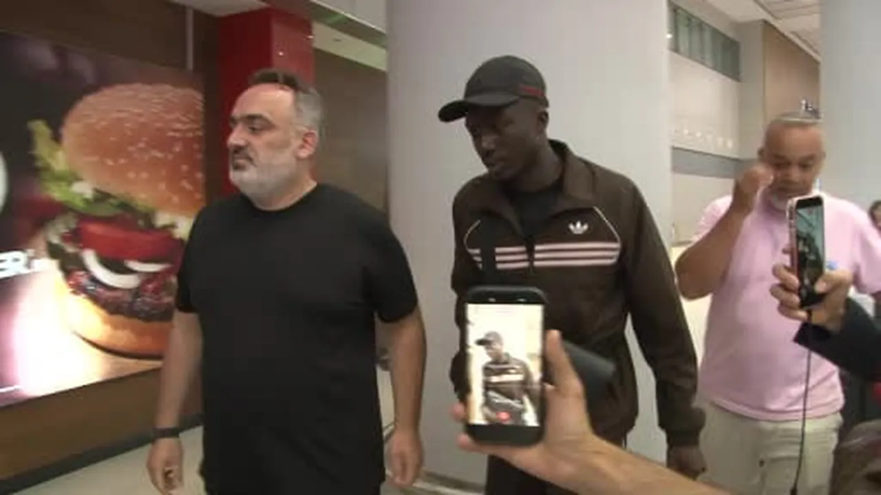 Beşiktaş'ın anlaşmaya vardığı Monaco'nun 21 yaşındaki Fransız sol bek oyuncusu Kassoum Ouattara...