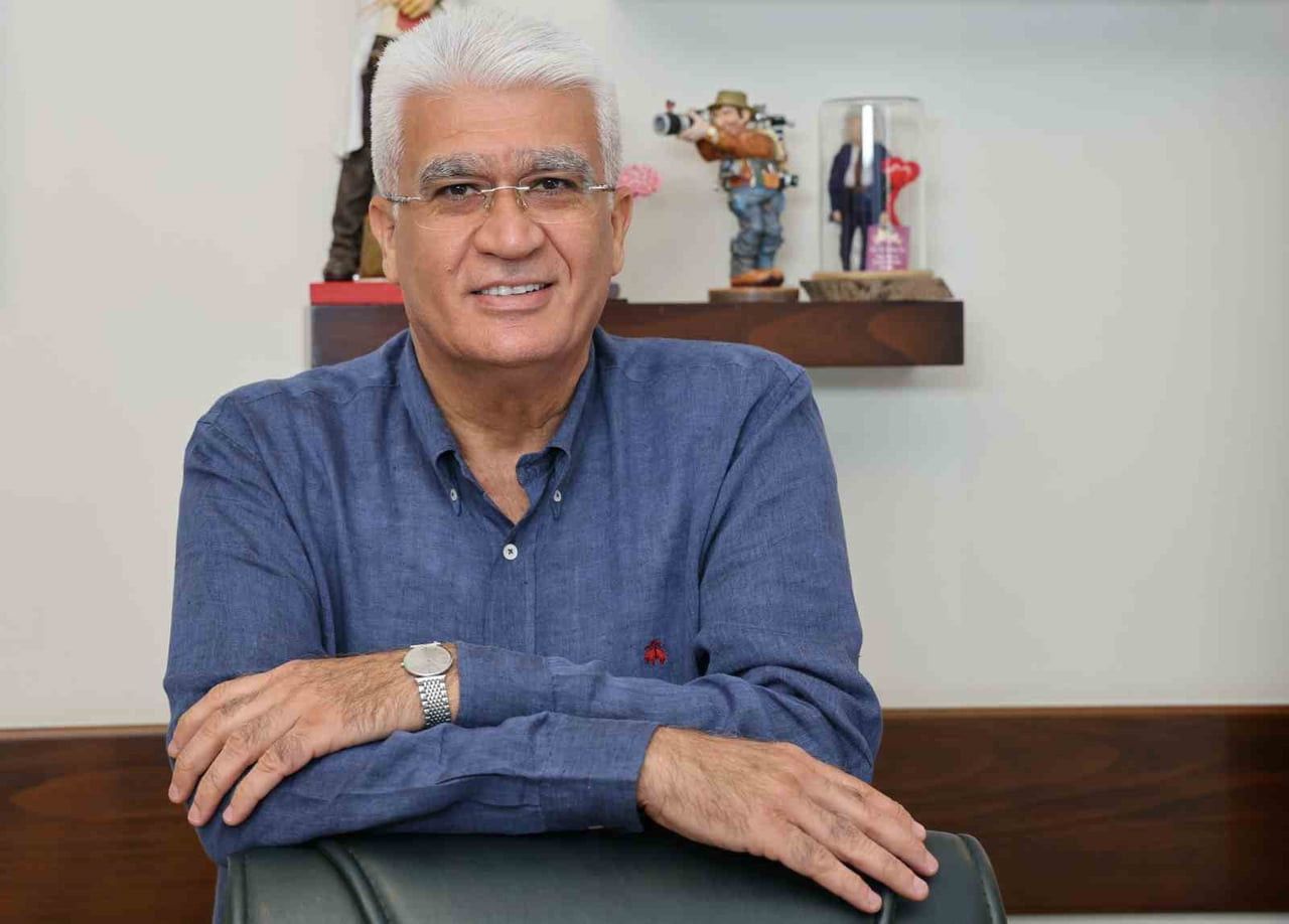 BEYİN, SİNİR VE OMURİLİK CERRAHİSİ UZMANI PROF. DR. ORHAN ŞEN (ARŞİV)