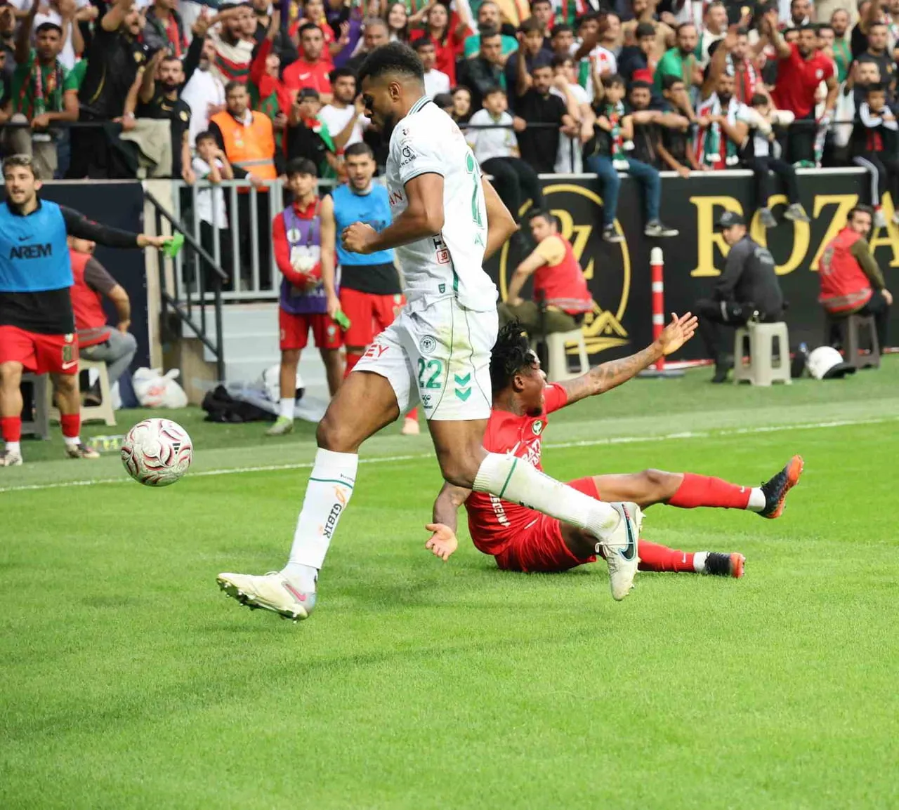 TRENDYOL SÜPER LİG’İN 8. HAFTASINDA AMED SPORTİF FAALİYETLER, EVİNDE KARŞILAŞTIĞI KONYASPOR’U...