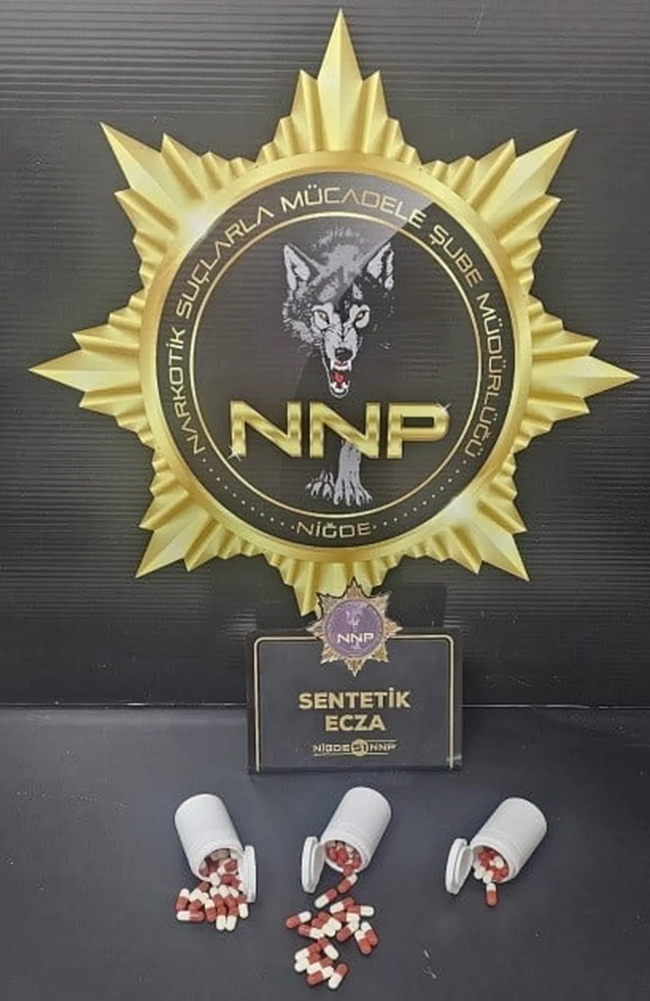 NİĞDE’DEKİ NARKOTİK OPERASYONUNDA 2 ŞÜPHELİ TUTUKLANDI