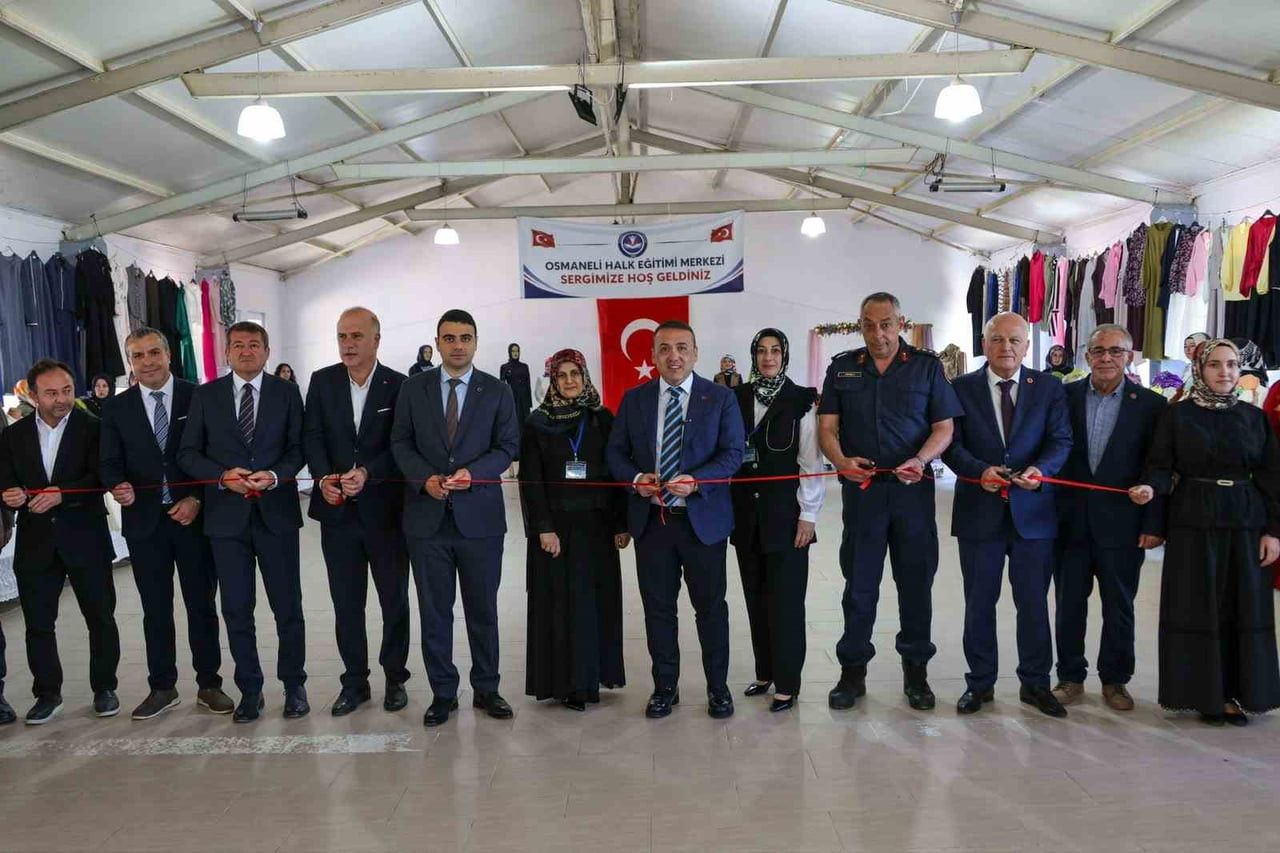 BİLECİK VALİSİ FAİK OKTAY SÖZER, OSMANELİ HALK EĞİTİMİ MERKEZİ TARAFINDAN BEŞEVLER KÖYÜNDE...