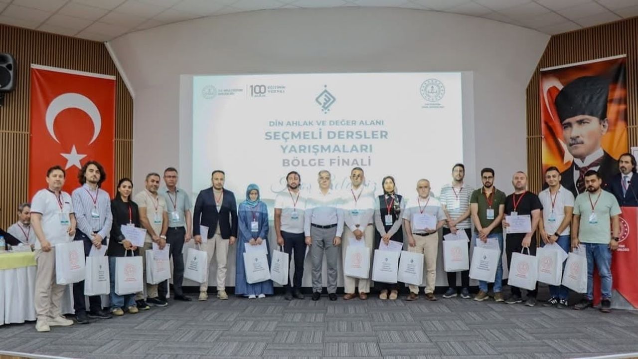 BİLECİK'TE KUR'AN-I KERİM'İ GÜZEL OKUMA YARIŞMASI'NDA DERECELER BELLİ OLDU