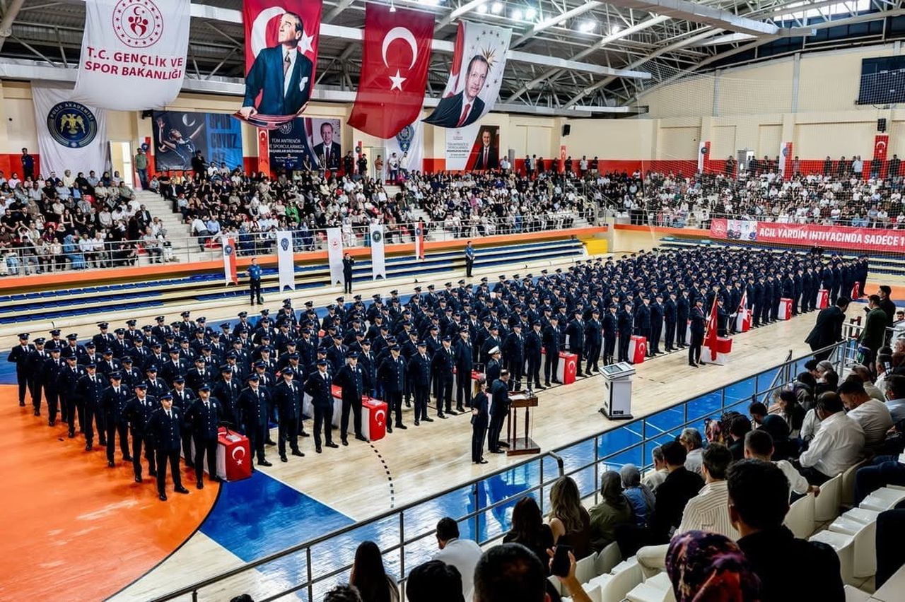 BİLECİK’TE 303 POLİSLİK ÖĞRENCİSİ YEMİN ETTİ
