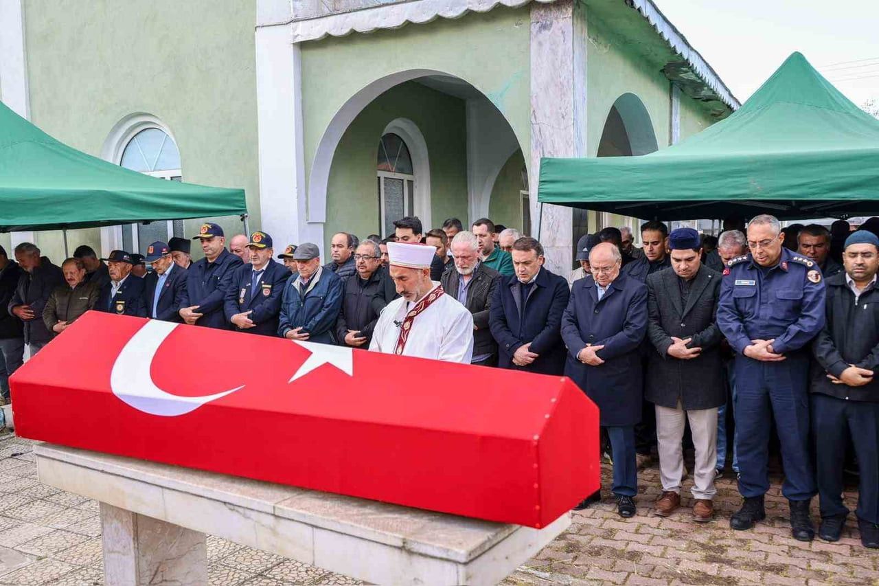 BİLECİK’TE KIBRIS GAZİSİ SON YOLCULUĞUNA UĞURLANDI