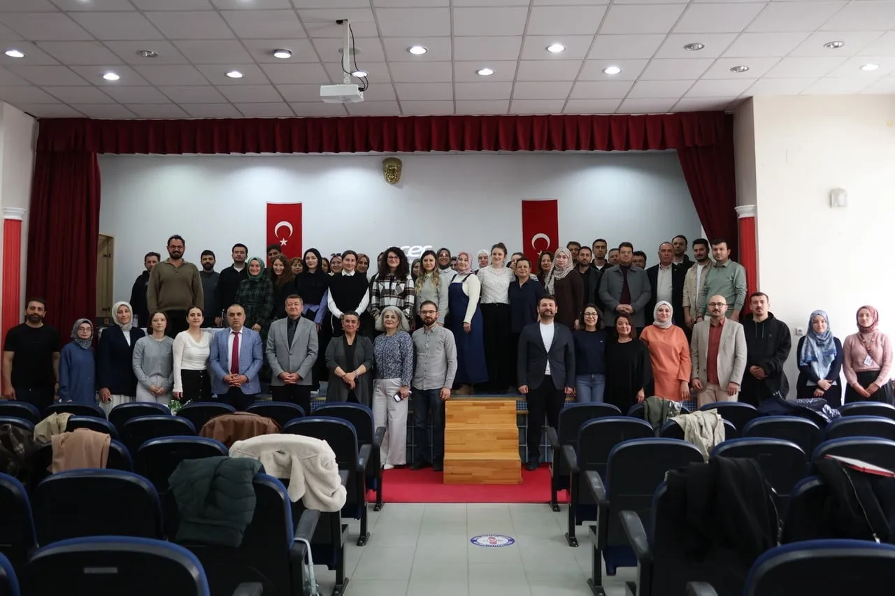 BİLECİK’TE PSİKOLOJİK DANIŞMANLAR SEMİNERİ DÜZENLENDİ
