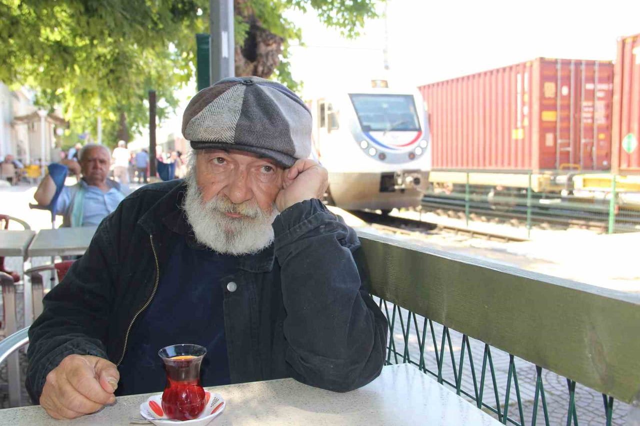 BİR DÖNEM ÖĞRETMENLİK YAPAN VE DAHA SONRA ANKARA'DA KENDİ KİMYA ŞİRKETİNİ KURAN BEKTAŞ, YAŞADIĞI...