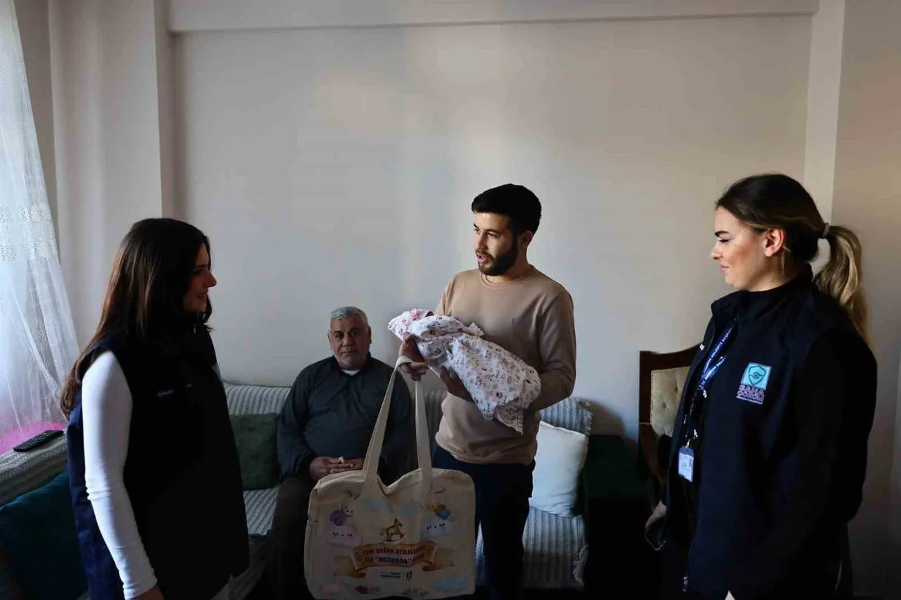 BODRUM BELEDİYESİ TARAFINDAN 7 YILDIR SÜRDÜRÜLEN HOŞ GELDİN BEBEK PROJESİ KAPSAMINDA YENİ DOĞAN...