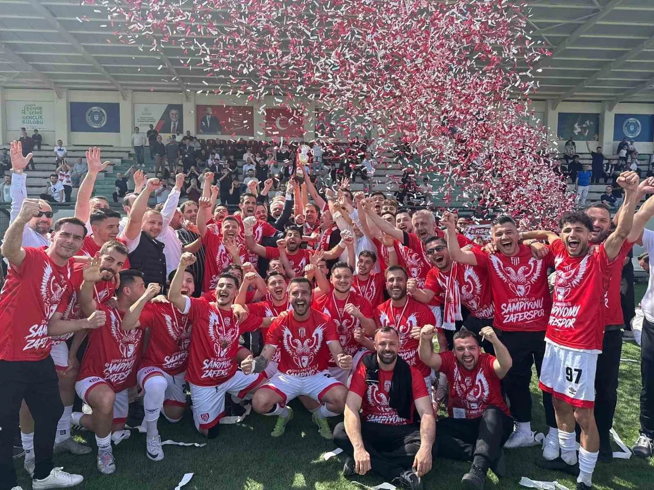 BÖLGESEL AMATÖR LİG’E (BAL) YÜKSELEN ZAFERSPOR KULÜBÜ’NE BURSA BÜYÜKŞEHİR BELEDİYE BAŞKAN VEKİLİ...