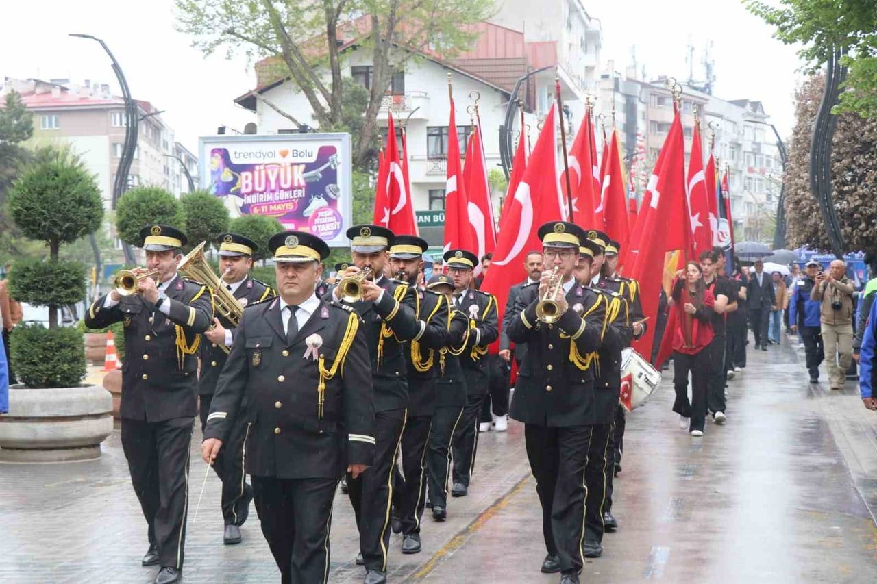 BOLU’DA EĞİTİM VE SAĞLIK ALANINDA KAZANDIRDIĞI ESERLERLE "BOLU’NUN BABASI" OLARAK ANILAN...