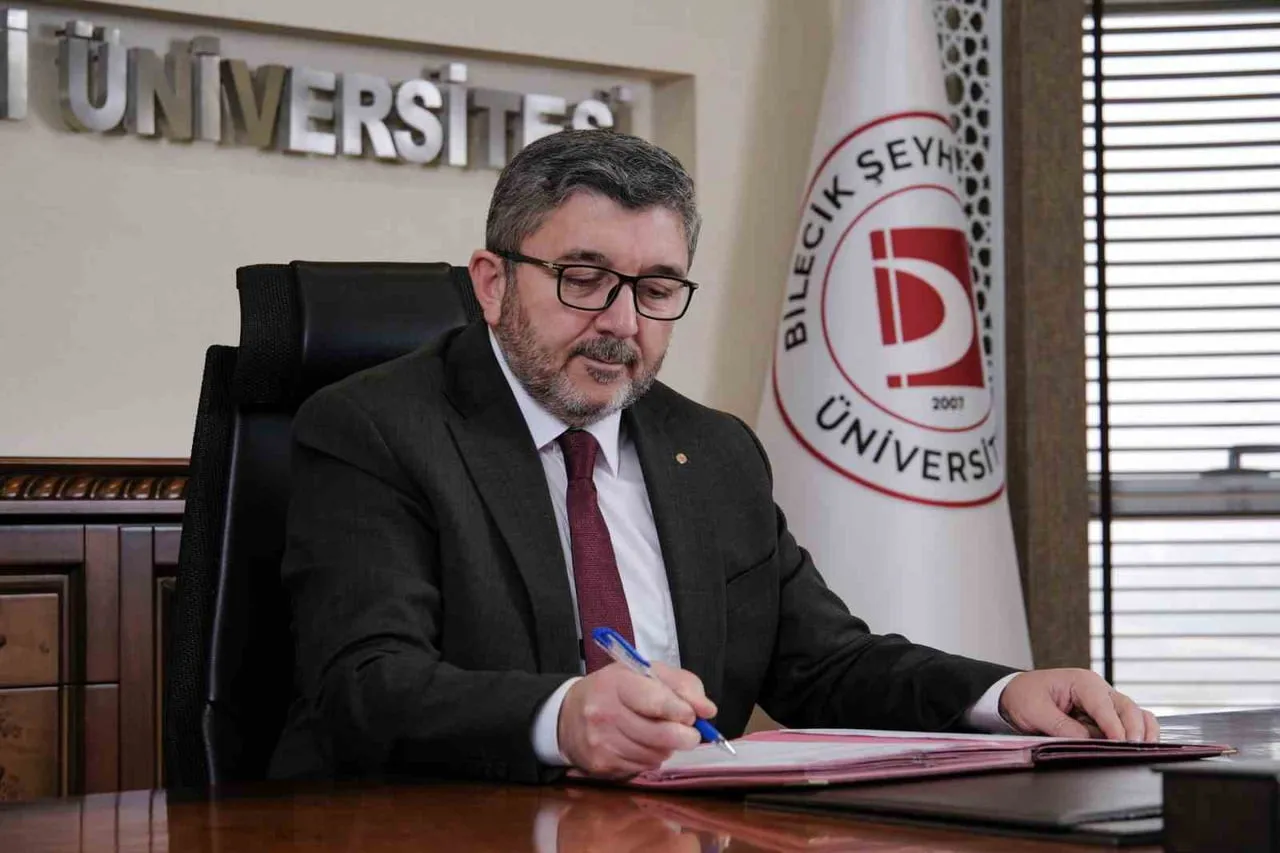 BŞEÜ'DEN ULUSLARARASI İŞ BİRLİĞİ BİLECİK ŞEYH EDEBALİ ÜNİVERSİTESİ REKTÖRÜ PROF. DR. ZAFER ASIM...