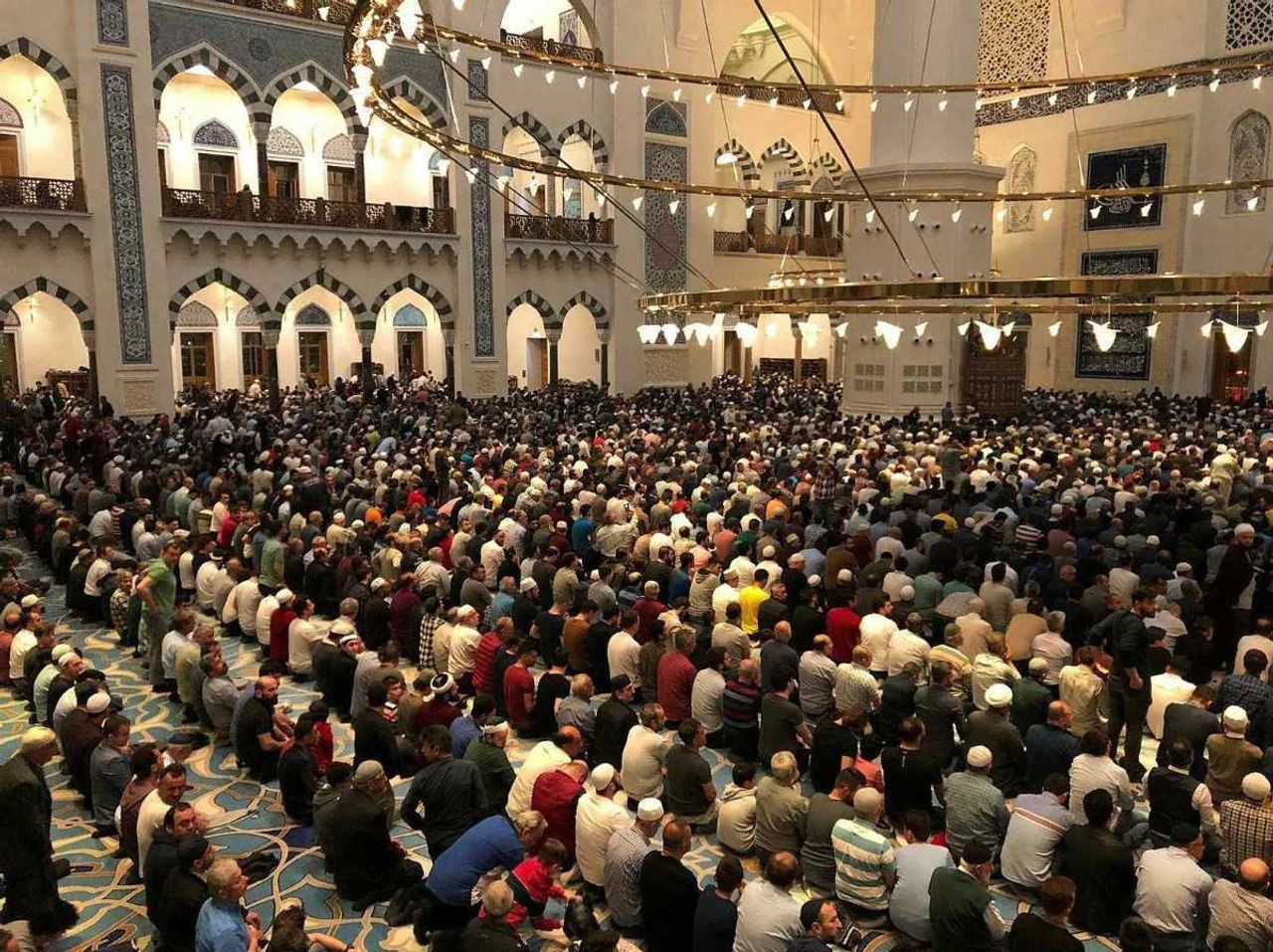 Bugün Ramazan