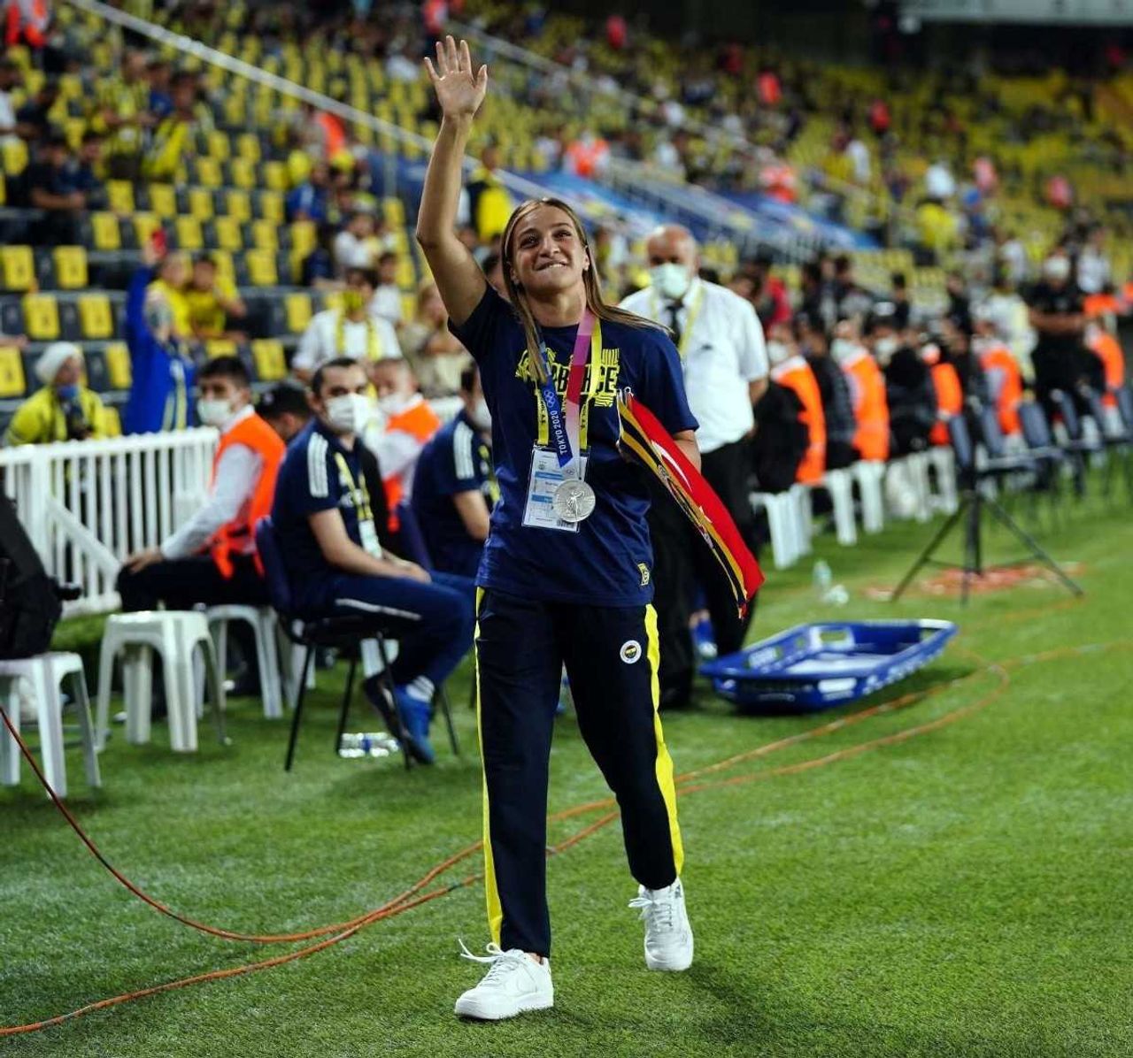 Buse Nur Çakıroğlu kimdir