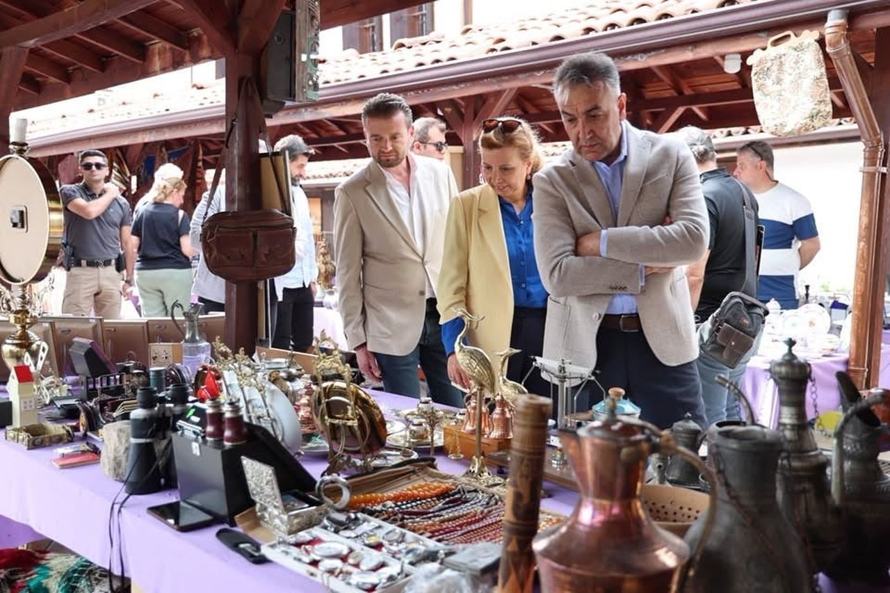 KARABÜK'ÜN SAFRANBOLU İLÇESİNDE ANTİKA PAZARI AÇILDI. KARABÜK VALİSİ OKTAY ÇAĞATAY, SAFRANBOLU...
