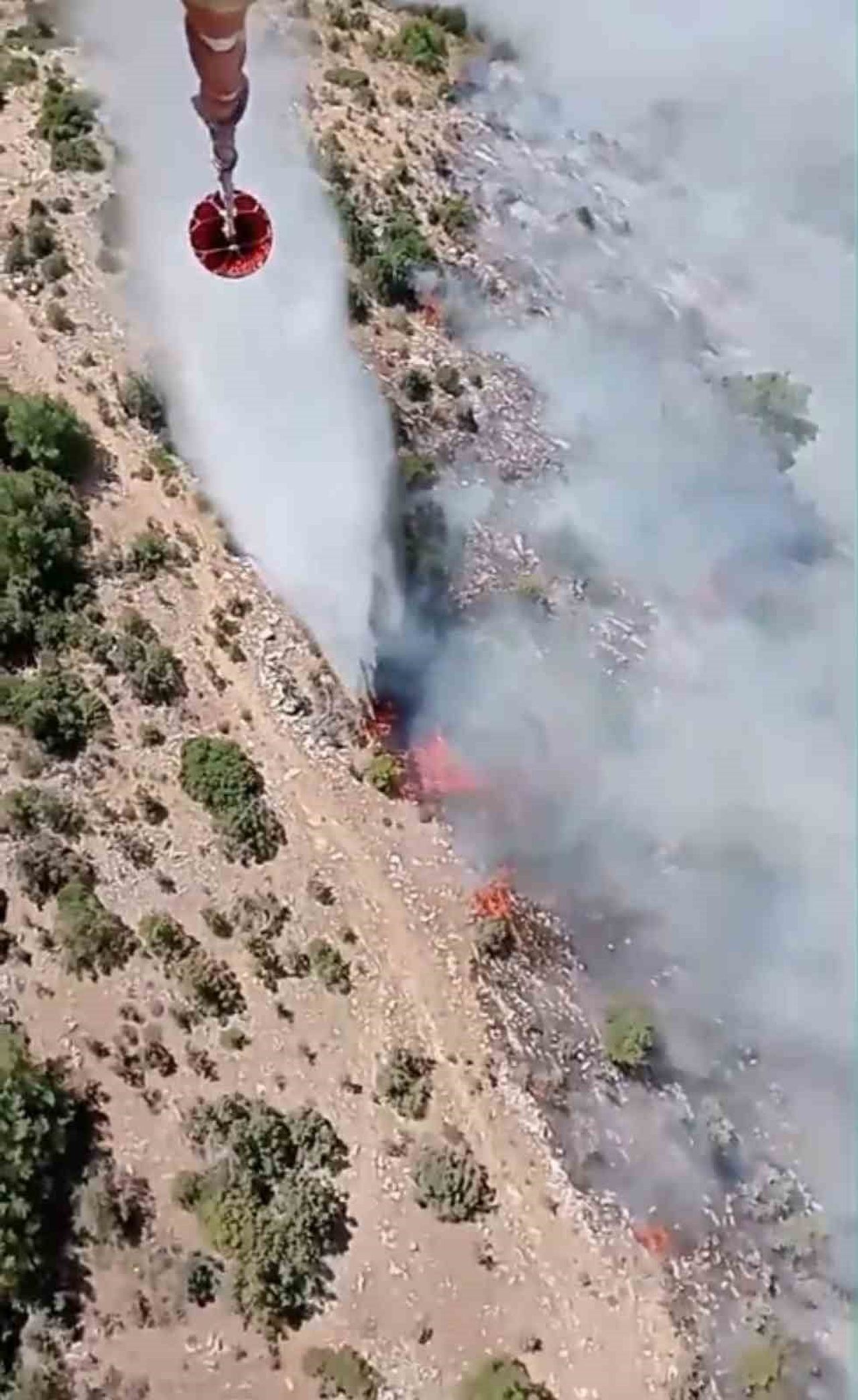 KİRAZ’DAKİ ORMAN YANGININA MÜDAHALE