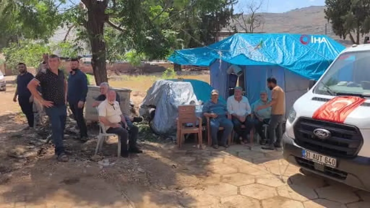 Batan gemide yolculuk yapan ağabey ile kardeşin, evli ve 2'şer çocuk babası olduğu ortaya...