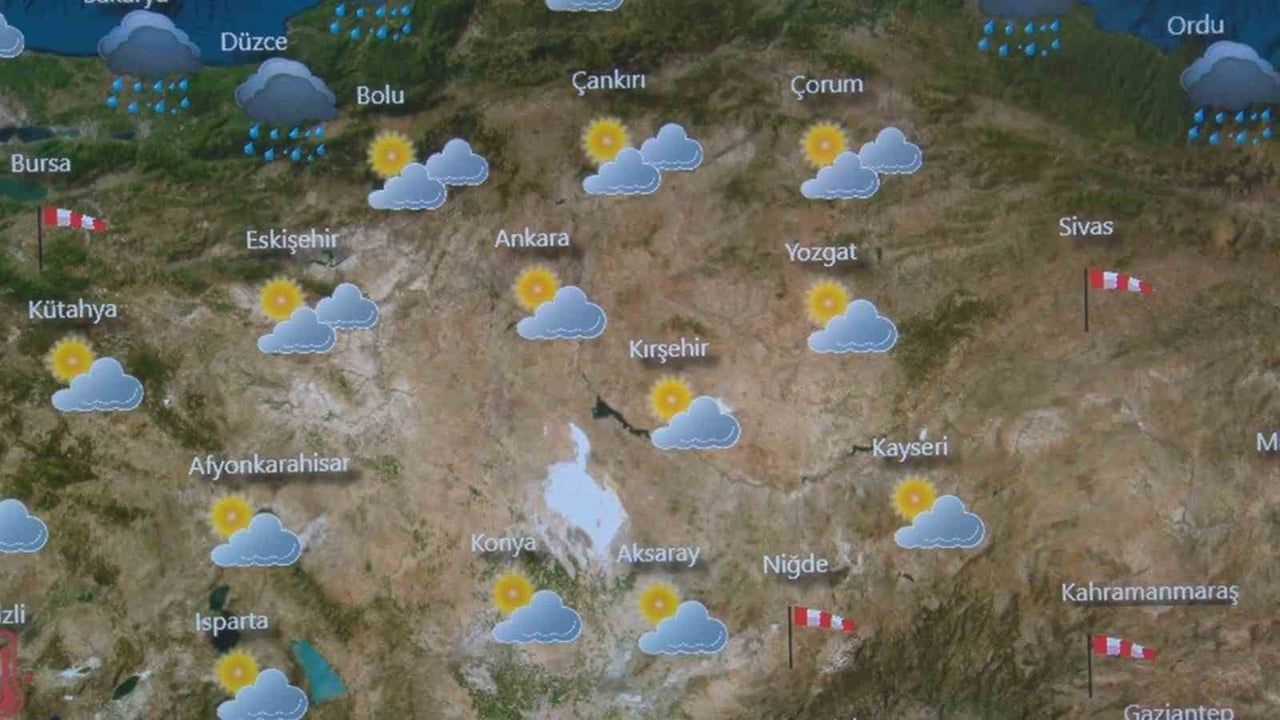 METEOROLOJİ GENEL MÜDÜRLÜĞÜ HAVA TAHMİN UZMANI SEFA DERE, HAVA TAHMİN RAPORLARINA YÖNELİK...