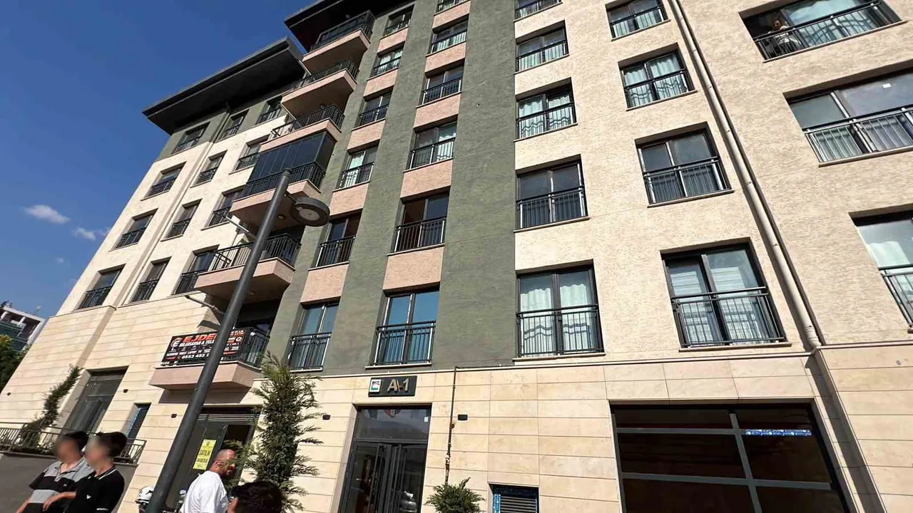 KAHRAMANMARAŞ’TA YAPIMI TAMAMLANAN DEPREM KONUTLARINDAN BİRİNDE KALORİFER KAZANININ PATLADIĞI...