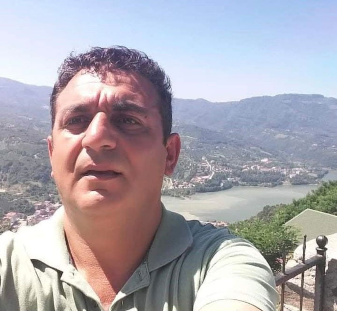 SÜRÜCÜ ALİ TOPALOĞLU(53), OLAY YERİNDE YAŞAMINI YİTİRDİ.