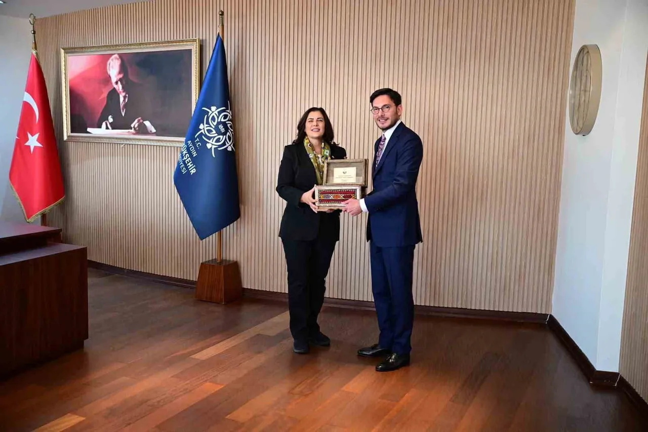 AYDIN BÜYÜKŞEHİR BELEDİYE BAŞKANI ÖZLEM ÇERÇİOĞLU’NA; TOKAT BELEDİYE BAŞKANI MEHMET KEMAL...