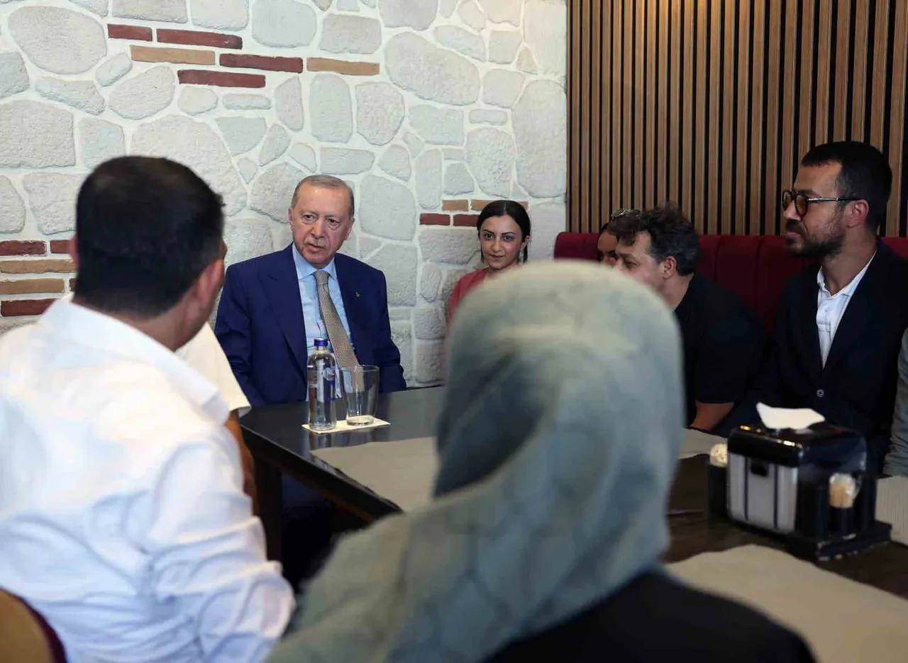 CUMHURBAŞKANI RECEP TAYYİP ERDOĞAN, İSTANBUL'UN ÜSKÜDAR İLÇESİNE BAĞLI ÇENGELKÖY MAHALLESİ'NDE...