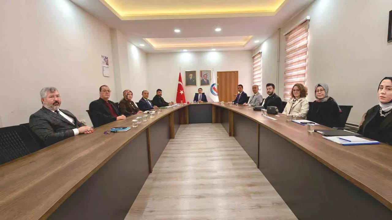 HİSARCIK’TA ÇOCUK KORUMA VE KADINA YÖNELİK ŞİDDETLE MÜCADELE TOPLANTISI