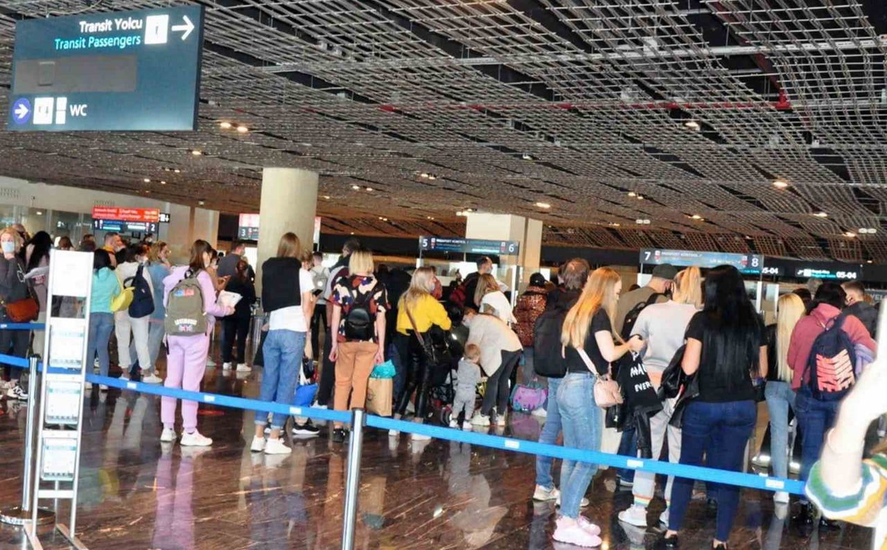 İSTANBUL VE ANTALYA’NIN ARDINDAN EN FAZLA YABANCI TURİST AĞIRLAYAN İLLERİNDEN MUĞLA’DA, YILIN İLK...