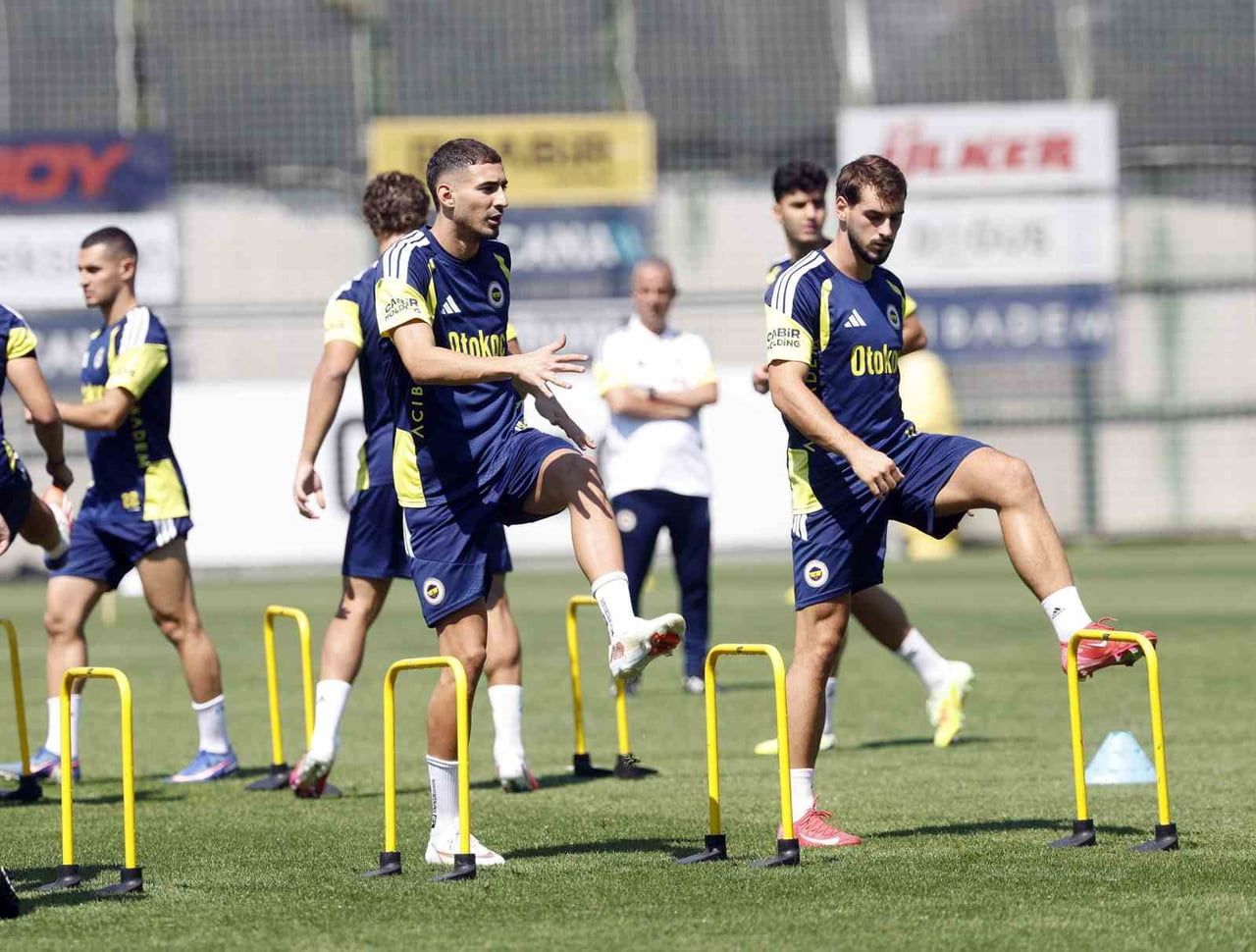 FENERBAHÇE, 10 EYLÜL PERŞEMBE GÜNÜ İTALYA TEMSİLCİSİ ROMA İLE OYNAYACAĞI UEFA ŞAMPİYONLAR LİGİ İLK...