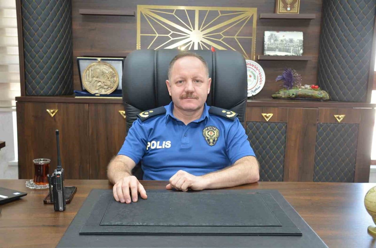 ADIYAMAN İL EMNİYET MÜDÜR YARDIMCILIĞI GÖREVİNDEN BESNİ İLÇE EMNİYET MÜDÜRLÜĞÜNE ATANAN 3. SINIF...