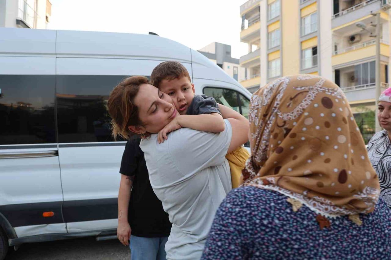 SUDENAZ AİLESİNE VE YEĞENLERİNE KAVUŞMANIN MUTLUĞUNU YAŞADI