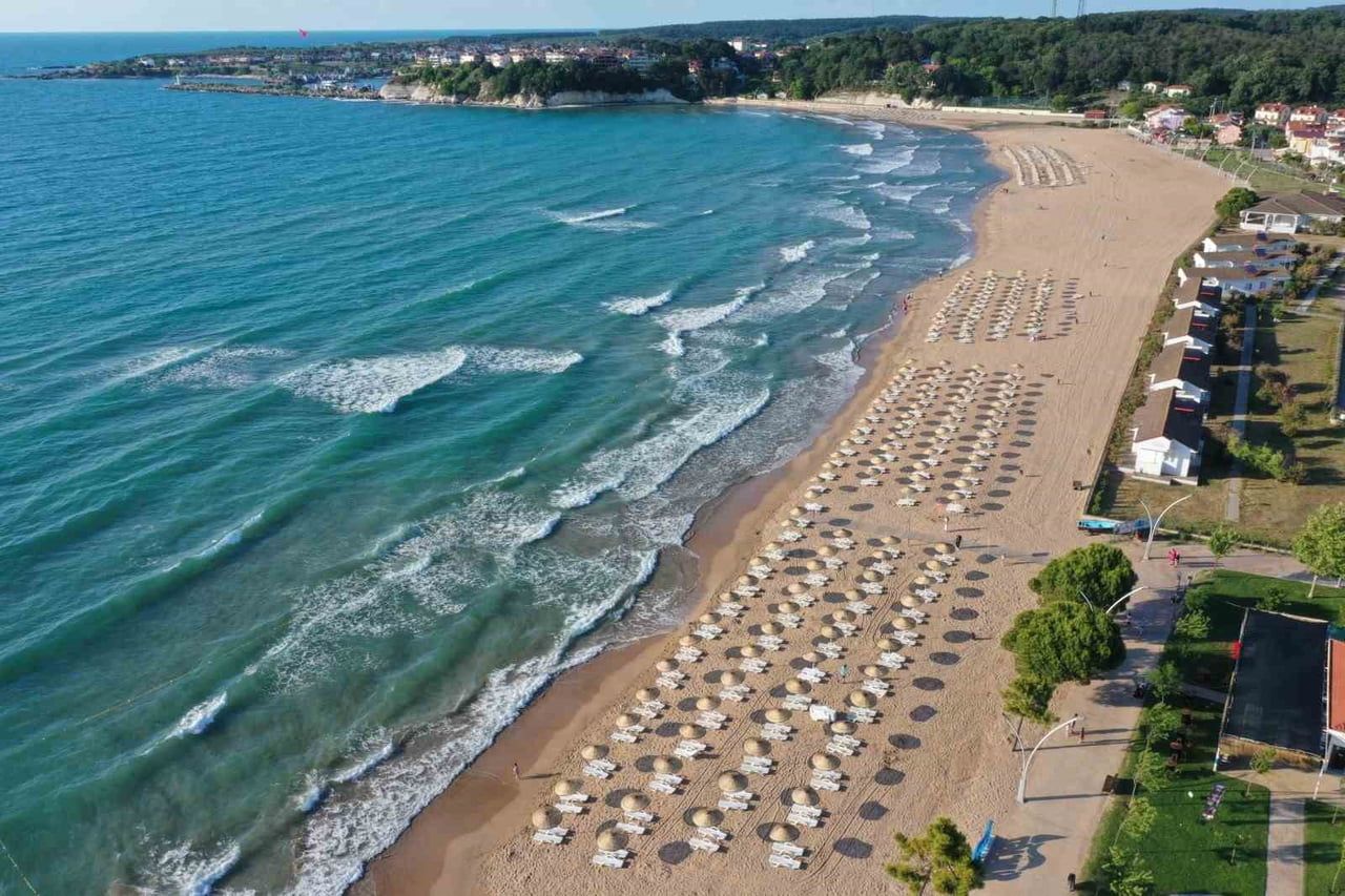 KOCAELİ BÜYÜKŞEHİR BELEDİYESİ, 2027 YAZ SEZONU ÖNCESİNDE KANDIRA SAHİLLERİNDE HİZMET KALİTESİNİ...