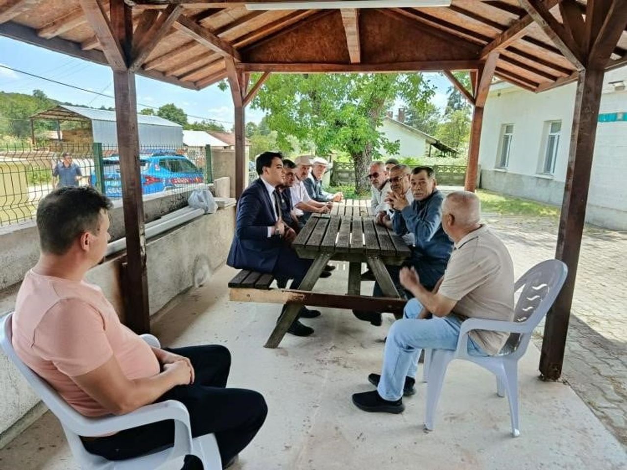 KAYMAKAM KARA'DAN DÜLGEROĞLU KÖYÜNE YAKIN MESAİ