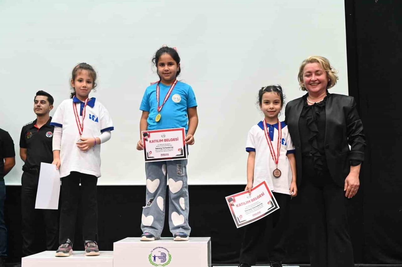 HIZLI SATRANÇ TURNUVASINDA ÖDÜLLER SAHİPLERİNİ BULDU