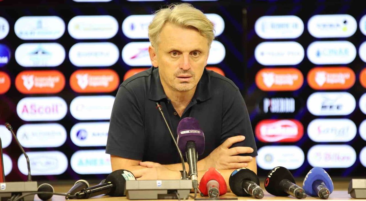 GAZİANTEP FUTBOL KULÜBÜ TEKNİK DİREKTÖRÜ ORHAN AK