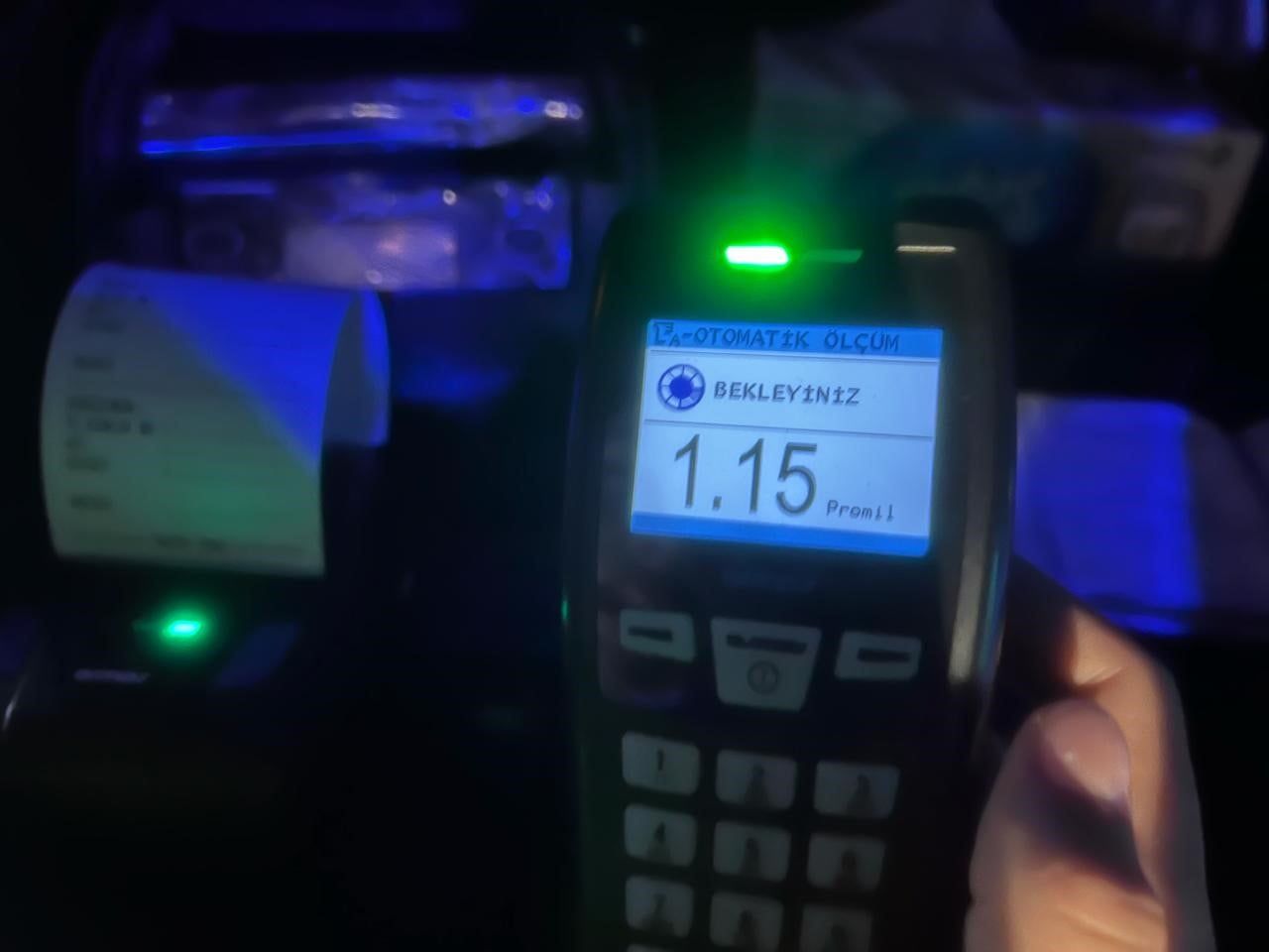 BURSA’NIN MUDANYA İLÇESİNDE OTOMOBİLİN MOTOSİKLETE ÇARPMASI SONUCU MEYDANA GELEN KAZADA 1 KİŞİ...
