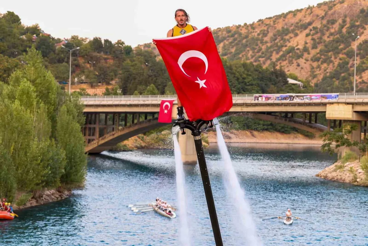 TUNCELİ'DE "TERÖRSÜZ TÜRKİYE" SÜRECİNİN OLUŞTURDUĞU HUZUR ORTAMIYLA BİRLİKTE DÜZENLENEN MAMEKİ...