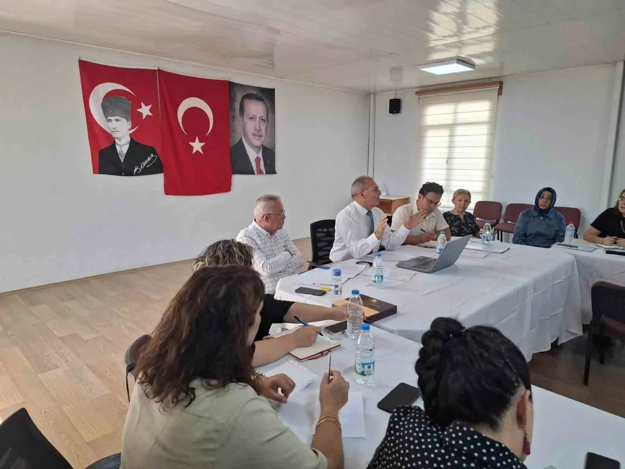 İLÇE MİLLİ EĞİTİM MÜDÜRÜ YILDIRAY DEMİRTAŞ BAŞKANLIĞINDA GERÇEKLEŞTİRİLEN OKUL MÜDÜRLERİ...