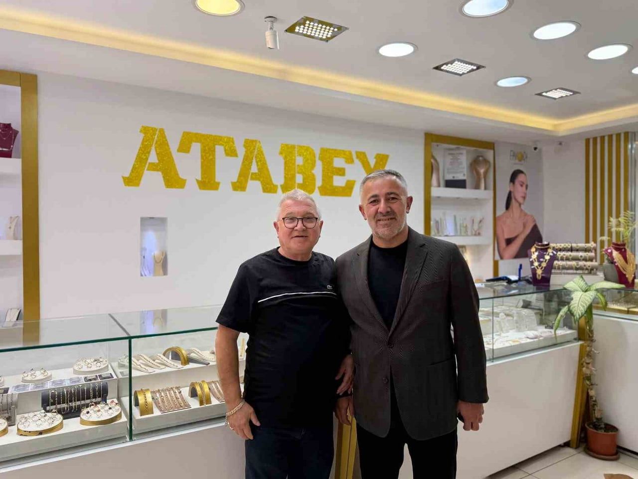 AK PARTİ BİLECİK TEŞKİLATI ESNAFLA BİR ARAYA GELDİ