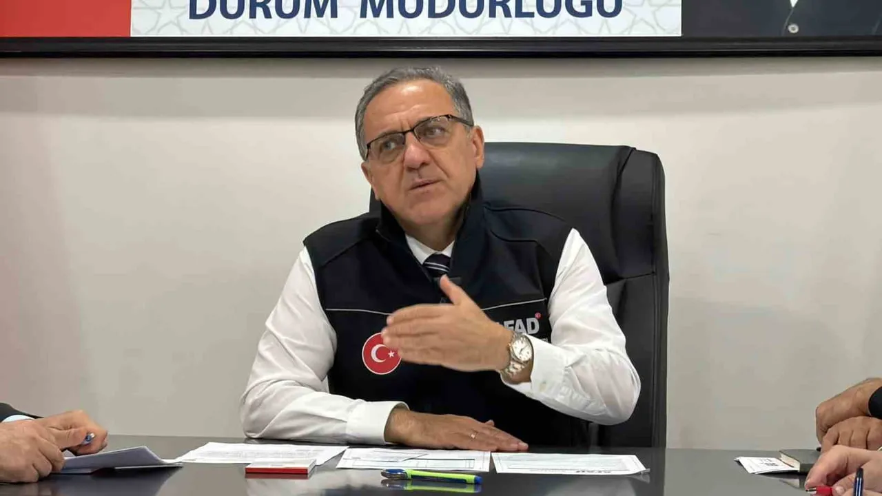 YALOVA VALİSİ AHMET HAMDİ USTA, KENT GENELİNDE ETKİLİ OLAN SAĞANAK YAĞIŞIN YOL AÇTIĞI...