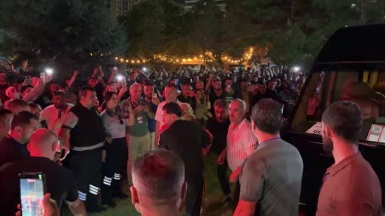 Muazzez Ersoy, Kayseri'de sahne aldı