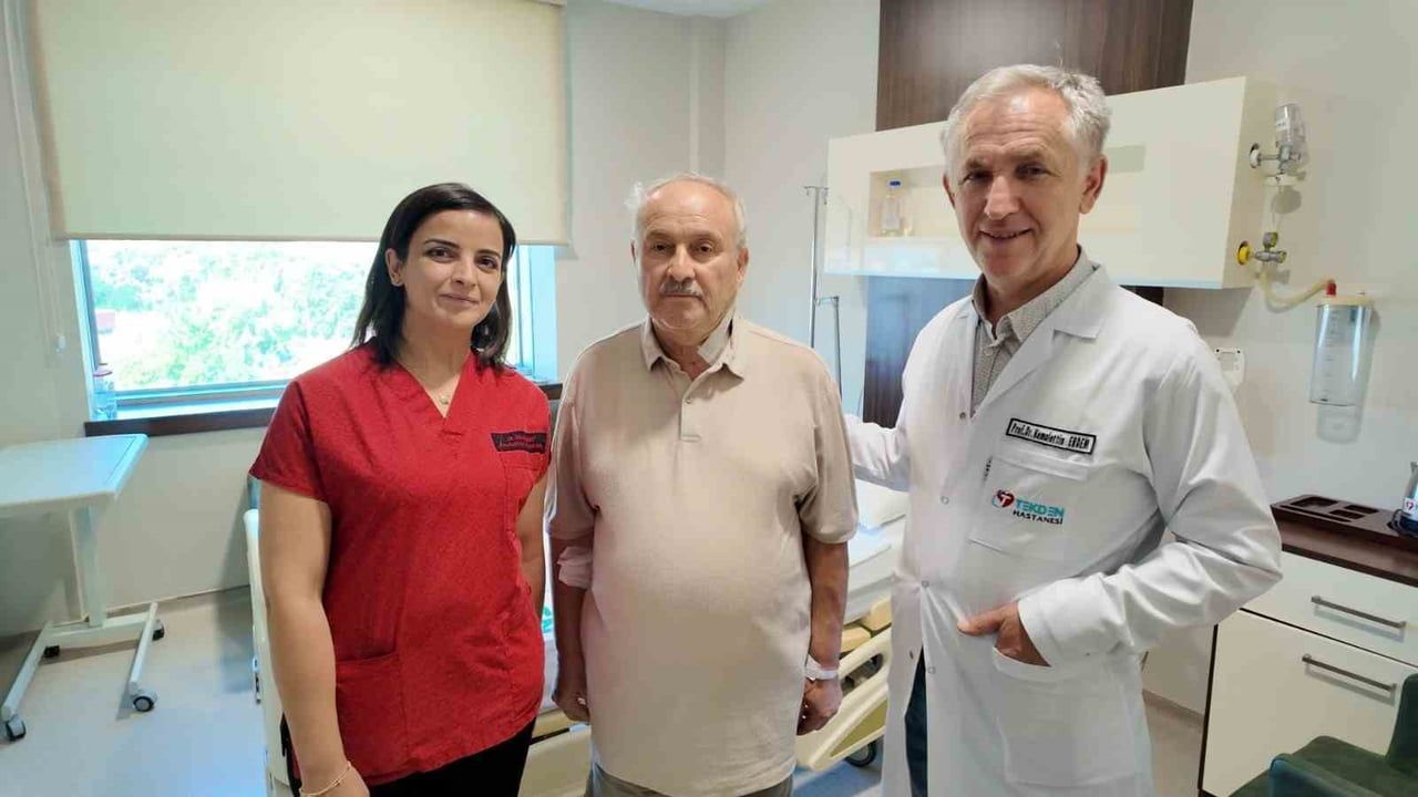 AYDIN’DAN ÖZEL DENİZLİ TEKDEN HASTANESİNE DİZ VE AYAK AĞRILARI ŞİKAYETİYLE BAŞVURAN 65 YAŞINDAKİ...