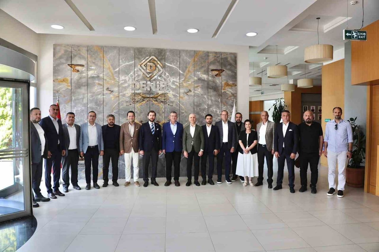 AK PARTİ DENİZLİ İL BAŞKANI MUHAMMET SUBAŞIOĞLU VE İL YÖNETİM KURULU ÜYELERİ, KENTİN ÜRETİM VE...