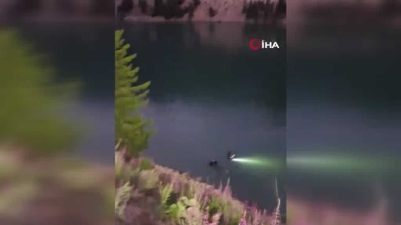 Gümüşhane'de baraj gölüne düşen araçta 1 kişi öldü, arama çalışmaları sürüyor