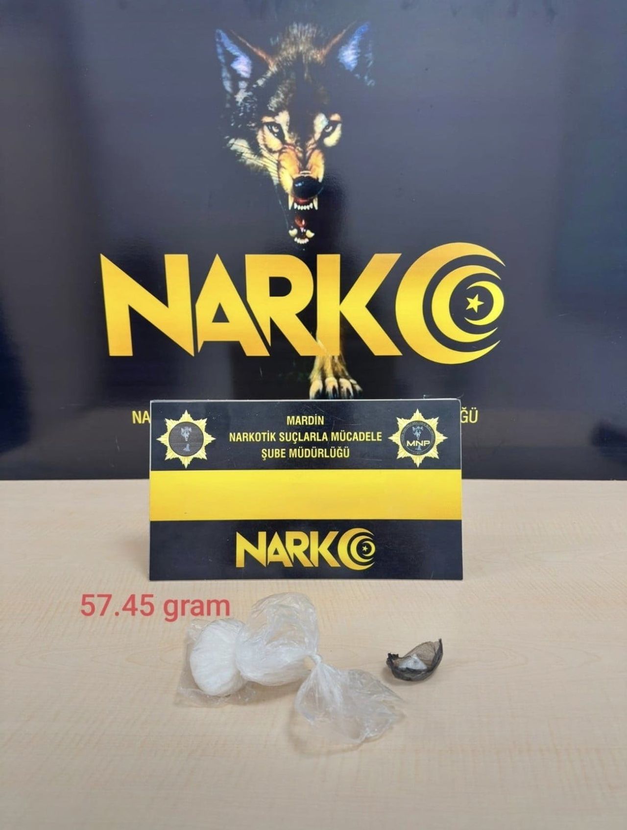 ÇALIŞMADA 57,45 GRAM UYUŞTURUCU MADDE ELE GEÇİRİLDİ.